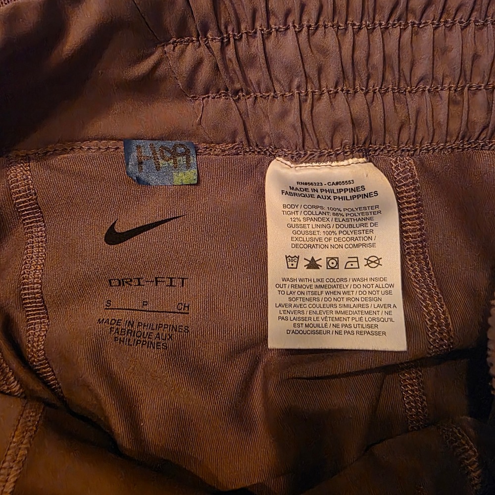 Nike Women's One Dri-FIT Mid-Rise Shorts 3in lt violet ore sz small H99 - Picture 7 of 7